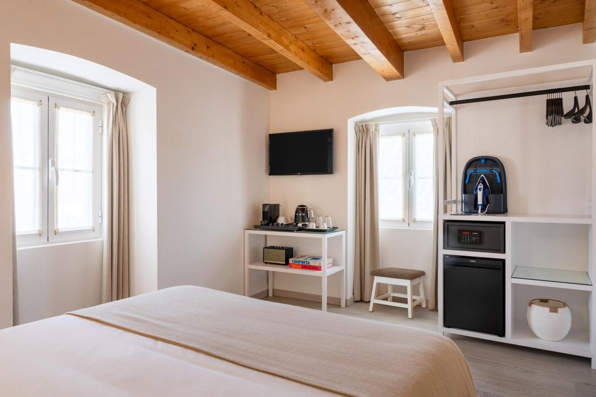 אלבאס Azinheira Suites Townhouse - Alojamento Turistico (Adults Only) מראה חיצוני תמונה