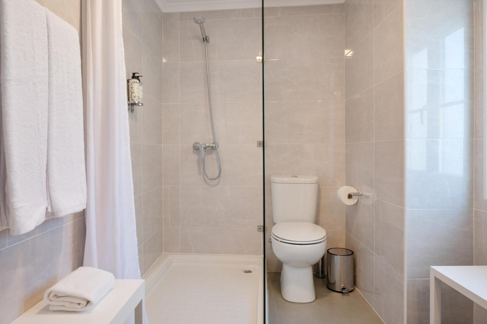 אלבאס Azinheira Suites Townhouse - Alojamento Turistico (Adults Only) מראה חיצוני תמונה